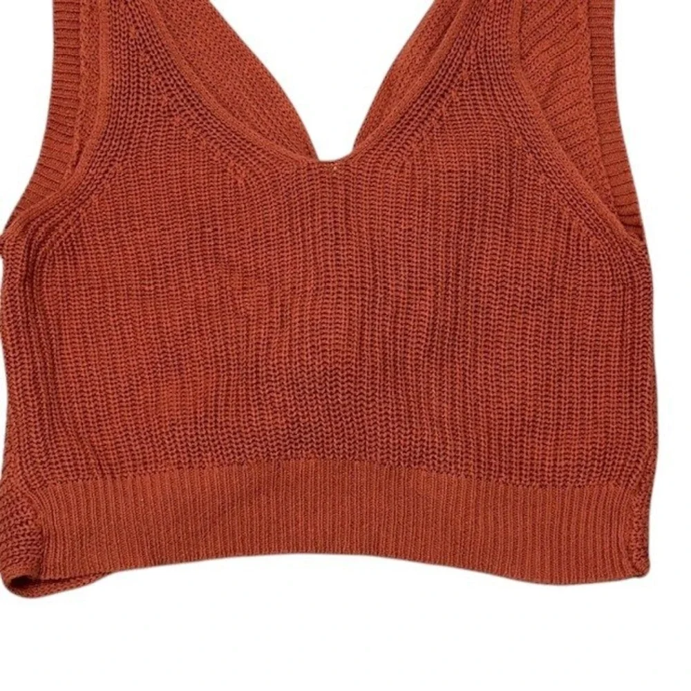 Lulus Knit Crop Top Rust Orange‎ Sleeveless V Neck Twist Back Casual Medium - Picture 6 of 11